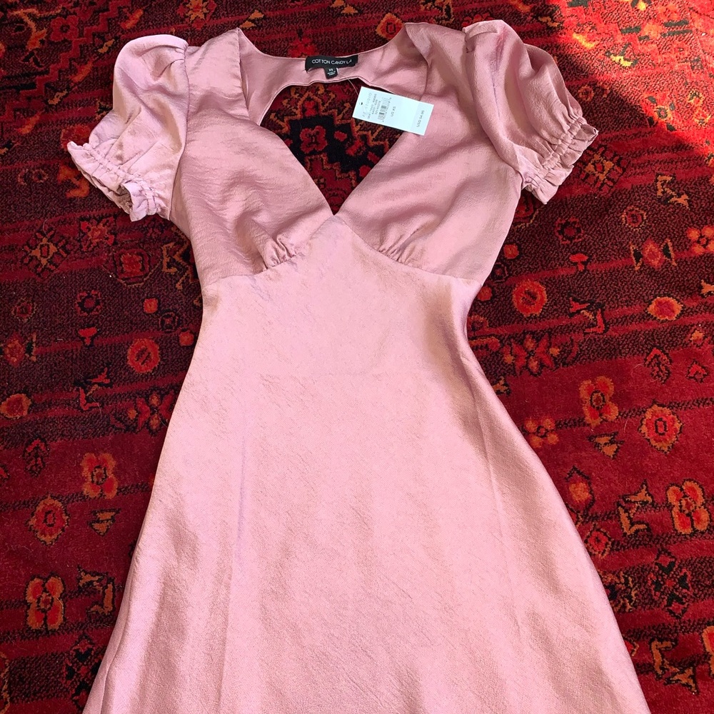 Rose Cotton Candy LA minidress, keyhole back.